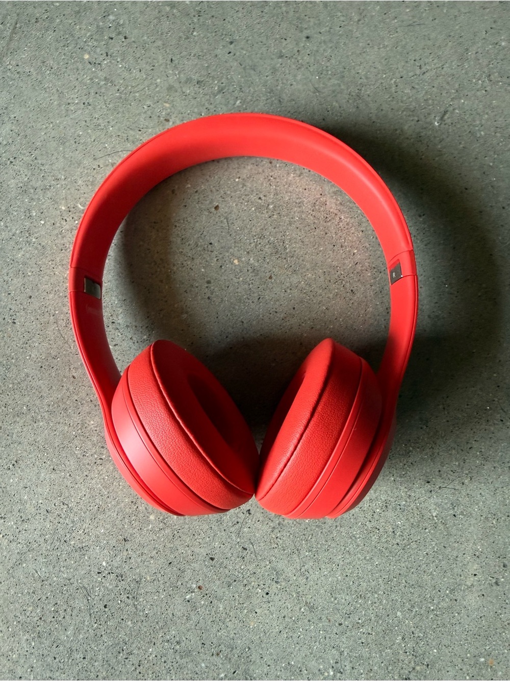 Beats brand Wireless On-Ear Headphones in Red - Comfortable Sound